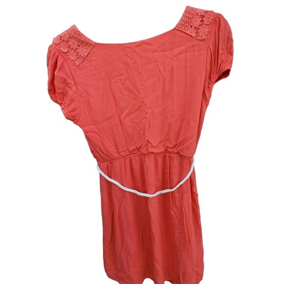 Paper Doll above knee cap sleeve red womans size 14 dress PLUS SIZE CASUAL - Picture 2 of 4